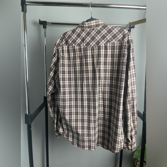 American Eagle Outfitters Vintage Fit. Large. Plaid. Excellent. Only One Left!!! - Picture 5 of 5